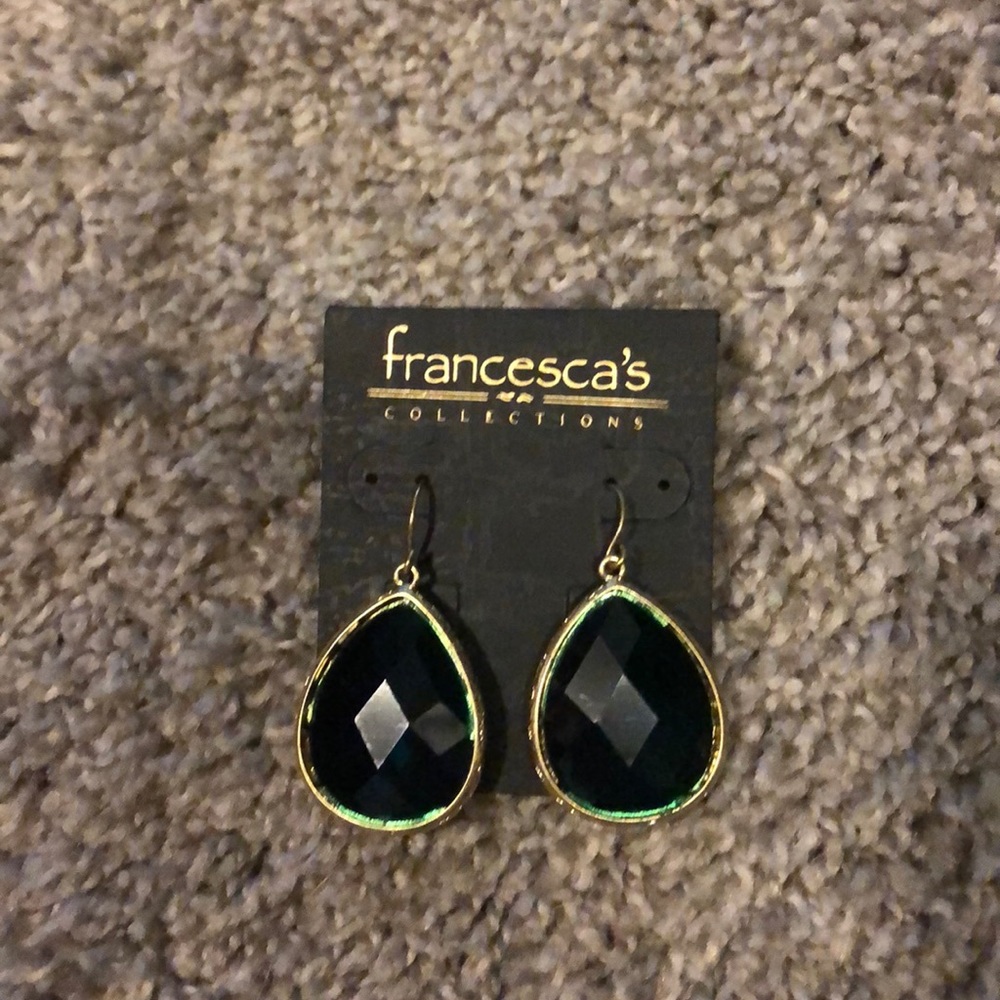 Green oval shaped costume jewelry